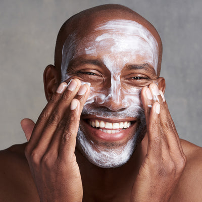 Augustinus Bader The Rich Cream Mask Men Applying